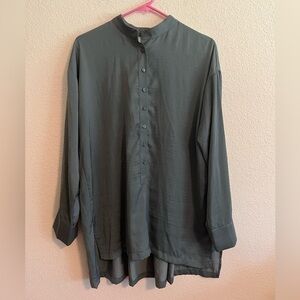 🥞 Sage Green Rosemunde Button Down Shirt Size Medium